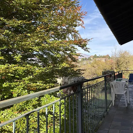 Esther 2 Apartment *